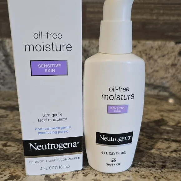 Neutrogena Oil-Free Moisture for Sensitive Skin - Picture 4 of 5